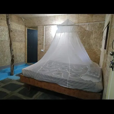 Goldengarden Cottages Hampi Exterior photo