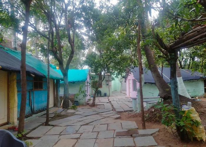 Goldengarden Cottages