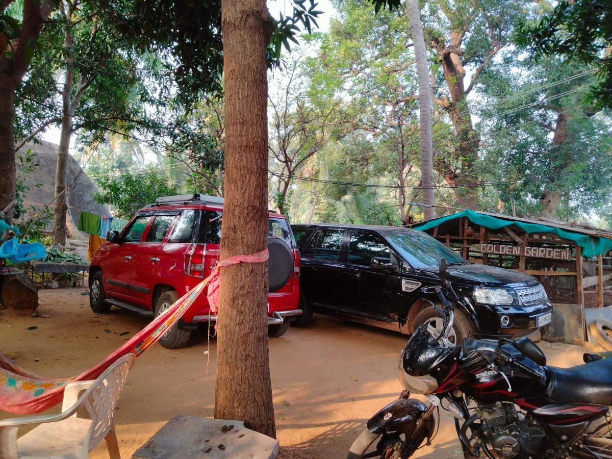 Homestay Goldengarden Hampi