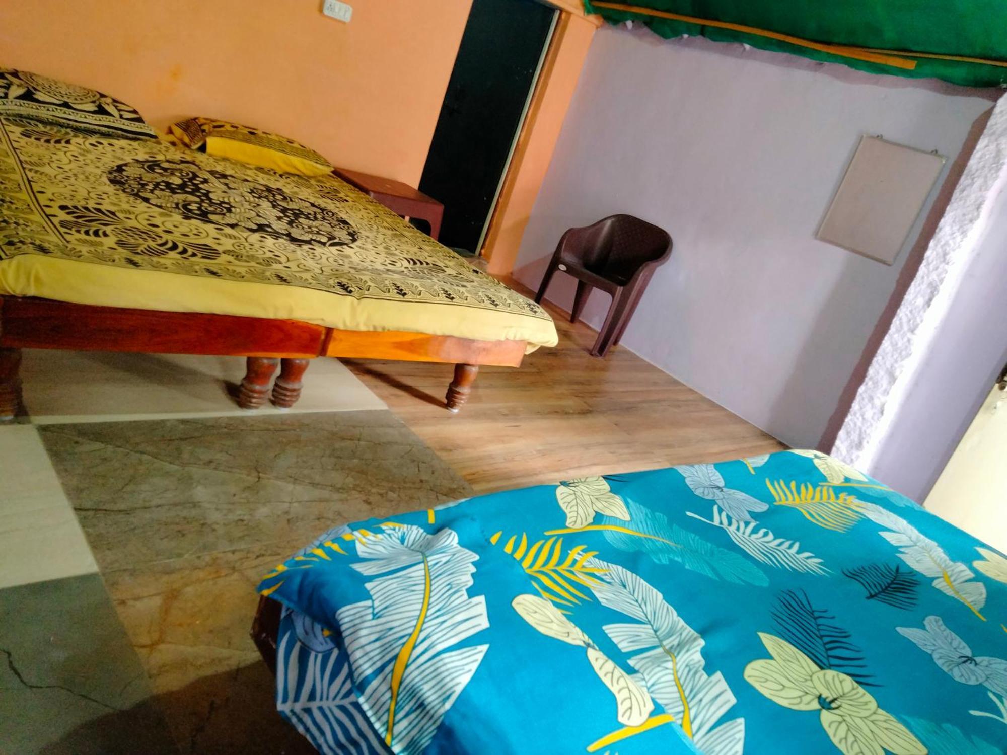 Goldengarden Homestay *